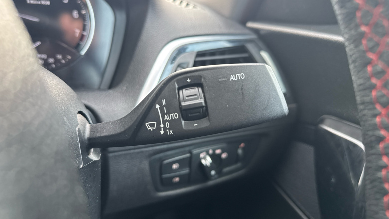 BMW 2 Series 218i Sport 2dr [Nav] Petrol Coupe